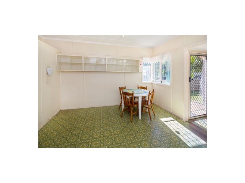 17 Floral St, Mount Gravatt East QLD 4122