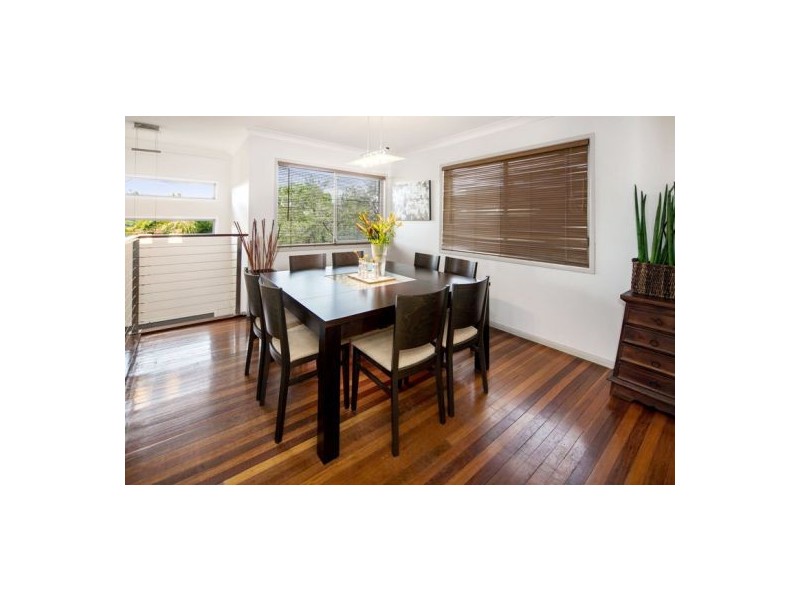 9 Geneva St, Wishart QLD 4122