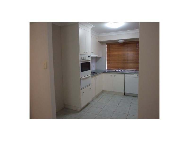 18 Lewis Street, Coopers Plains QLD 4108