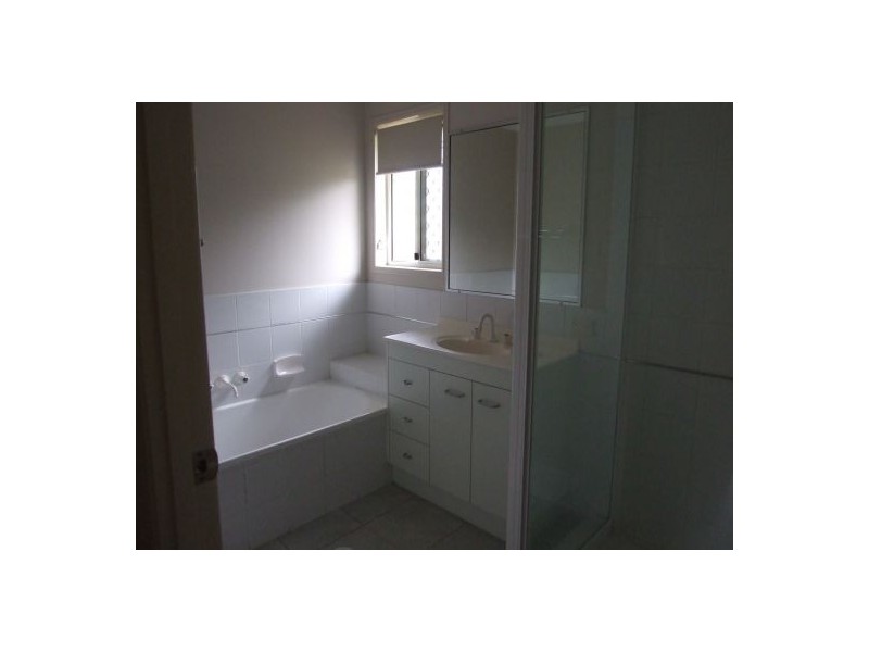 18 Lewis Street, Coopers Plains QLD 4108