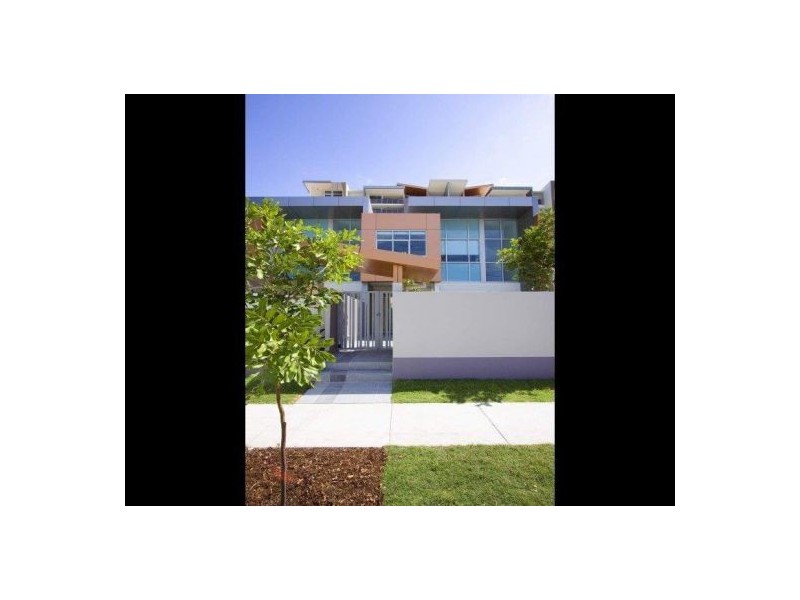 3/56 Stanhill Drive, Surfers Paradise QLD 4217