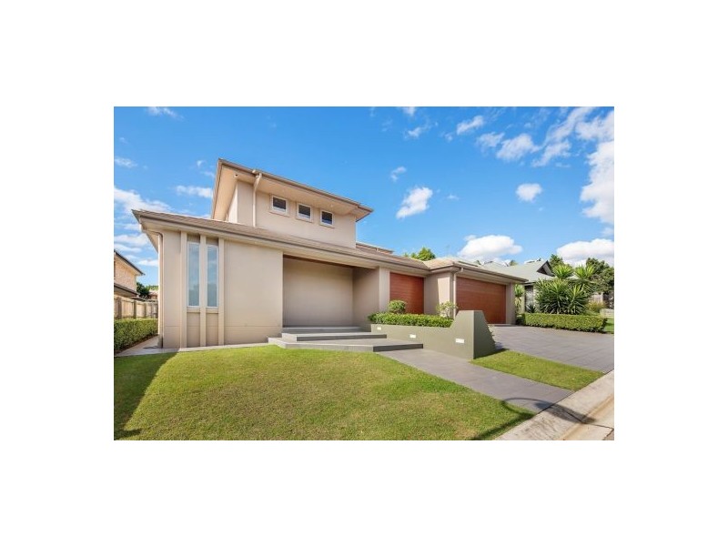 98 Hibiscus Close, Wishart QLD 4122