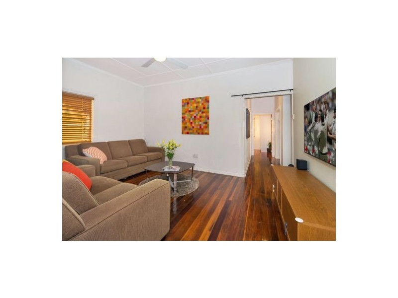 11 Pettigrew St, Mount Gravatt East QLD 4122