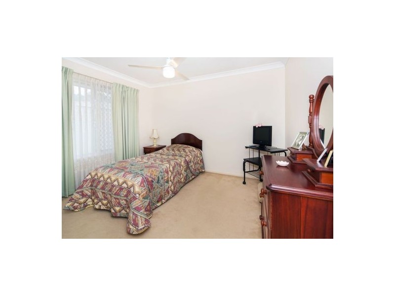 39 Cambridge Place, Wishart QLD 4122