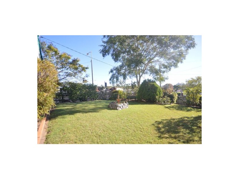 300 Newnham Road, Wishart QLD 4122