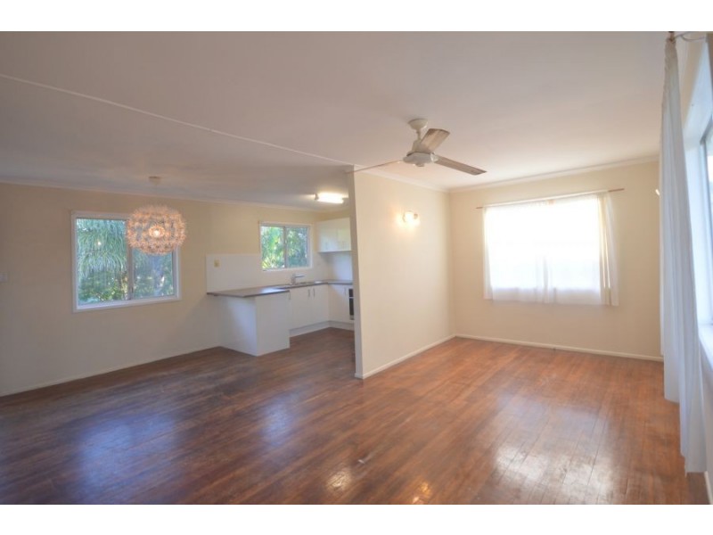 49 Aquarius Drive, Kingston QLD 4114