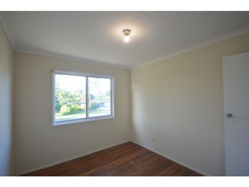 49 Aquarius Drive, Kingston QLD 4114