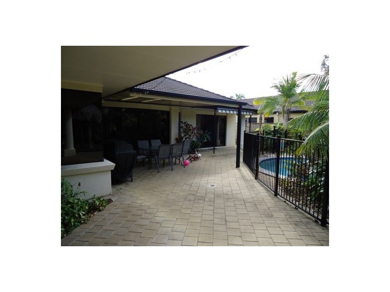 7 Grande Terrece, Helensvale QLD 4212