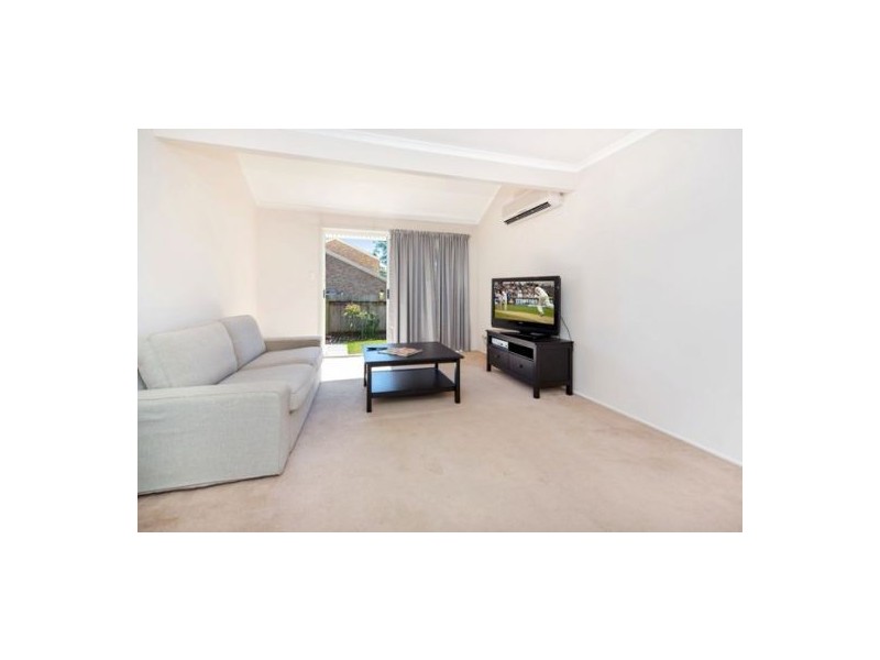 22 / 5 Rowe Close, Wishart QLD 4122