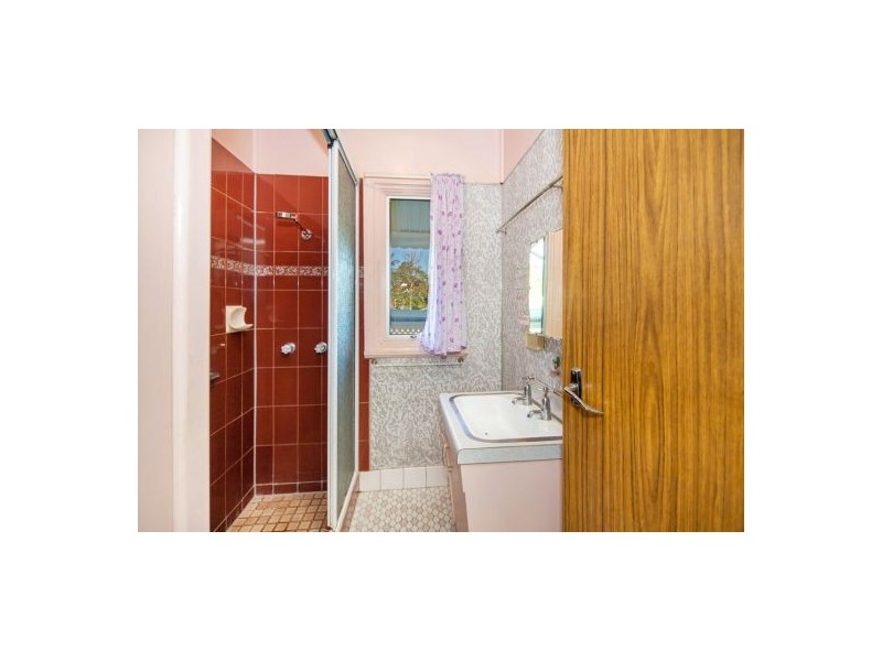 159 Seville Rd, Holland Park QLD 4121