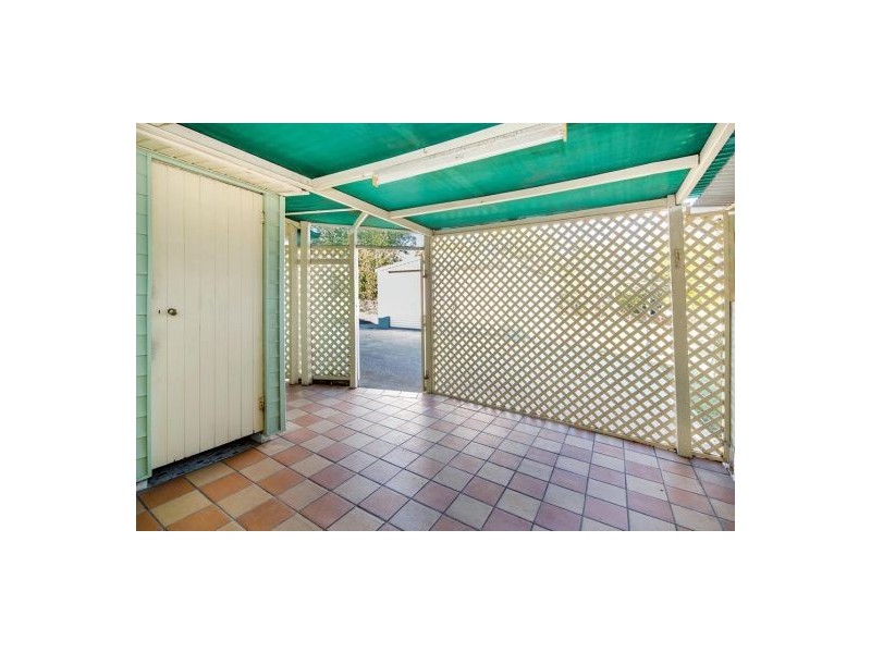 159 Seville Rd, Holland Park QLD 4121