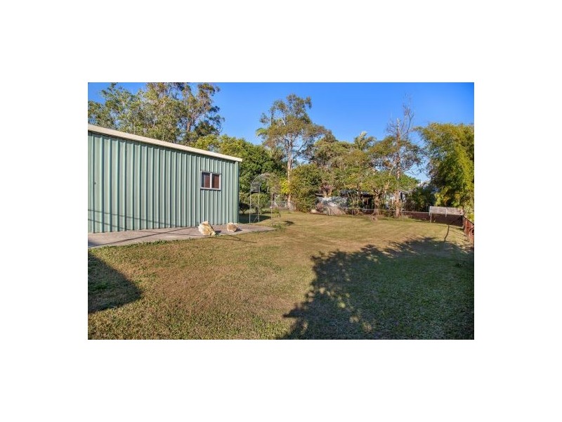 159 Seville Rd, Holland Park QLD 4121