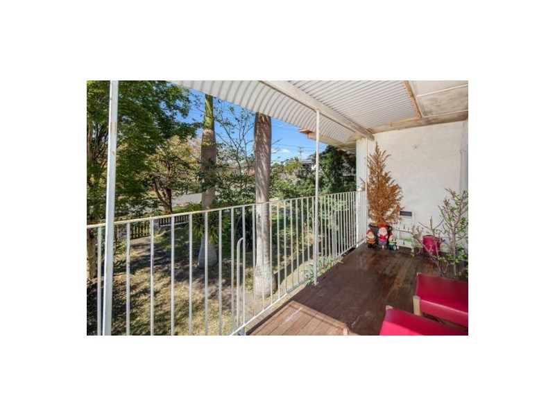 61 Burn Street, Camp Hill QLD 4152