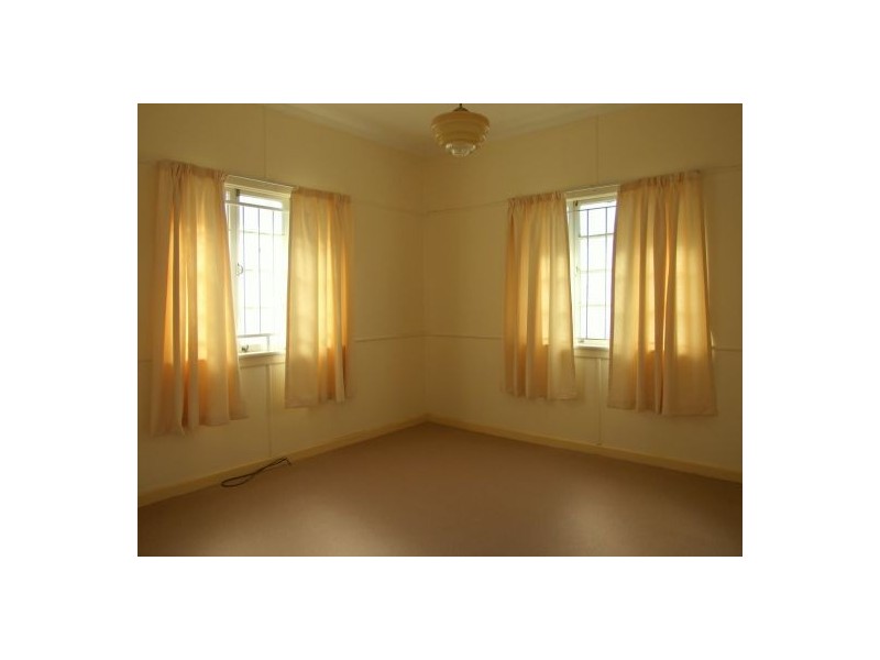 85 Creek Road, Mount Gravatt East QLD 4122