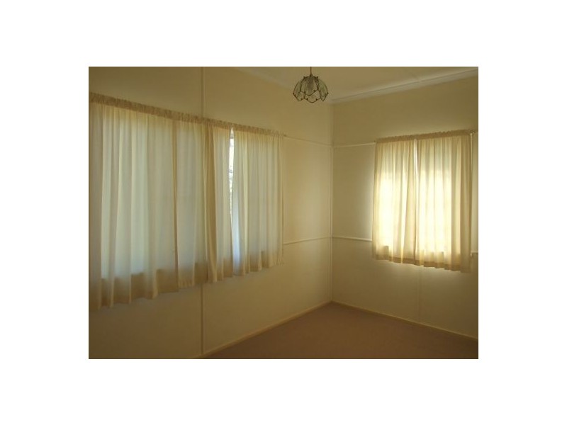 85 Creek Road, Mount Gravatt East QLD 4122