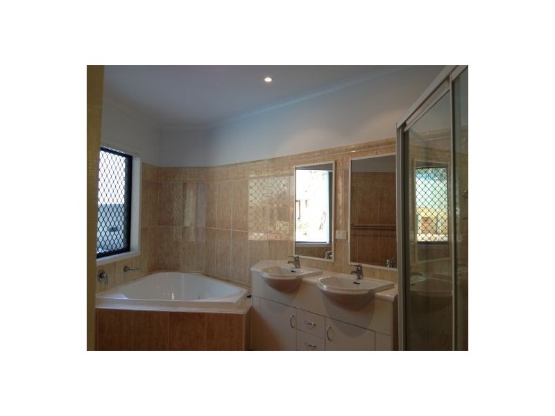 37 Casuarina Place, Mount Gravatt East QLD 4122