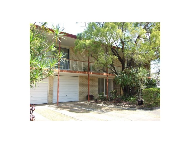 1 Miandetta Street, Mansfield QLD 4122