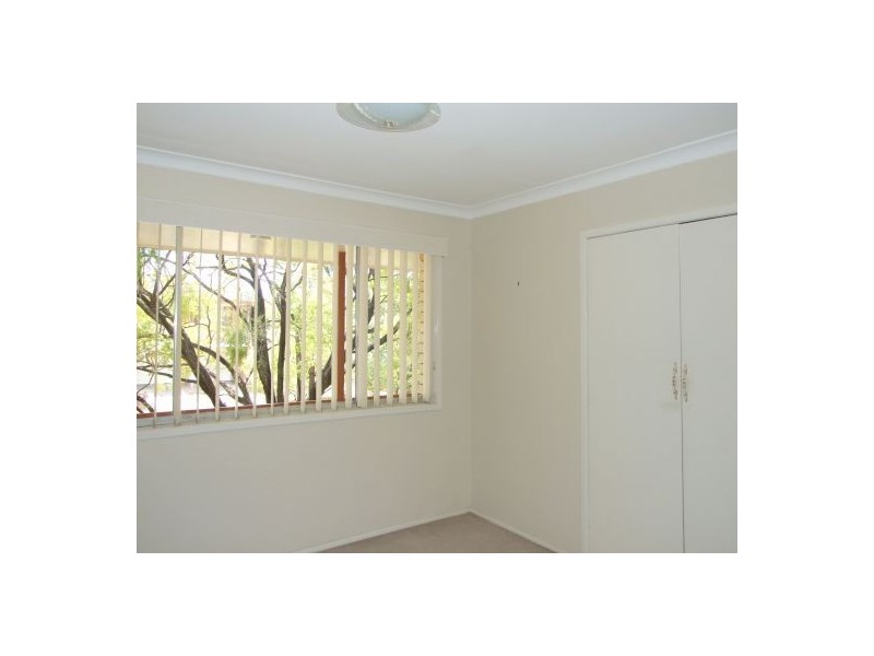 1 Miandetta Street, Mansfield QLD 4122