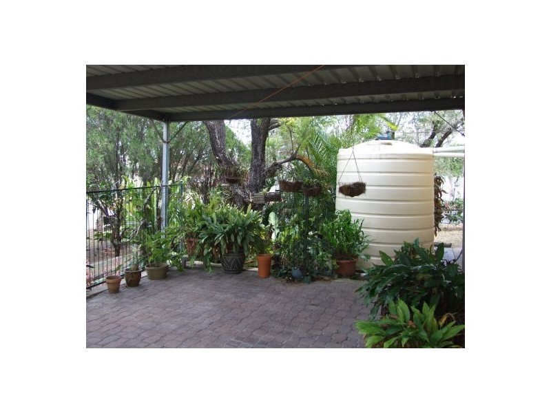 1 Miandetta Street, Mansfield QLD 4122