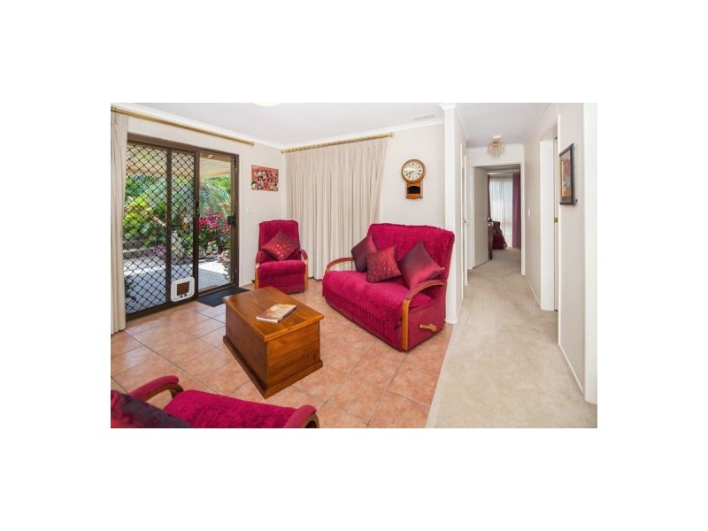 2 Avenell Street, Wishart QLD 4122