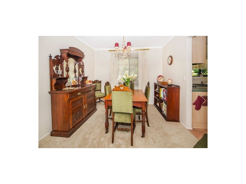 2 Avenell Street, Wishart QLD 4122