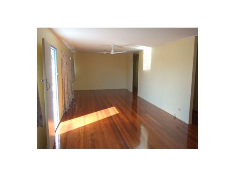 121 Mt Gravatt Capalaba Road, Upper Mount Gravatt QLD 4122