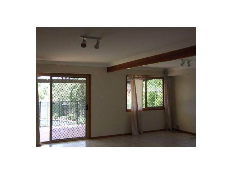 14 Andalucia Court, Wishart QLD 4122