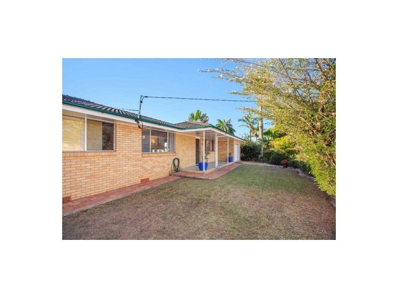 40 Cresthaven Drive, Mansfield QLD 4122