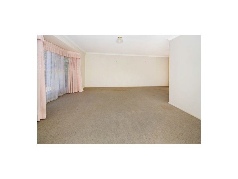 96 Greenwood Street, Wishart QLD 4122