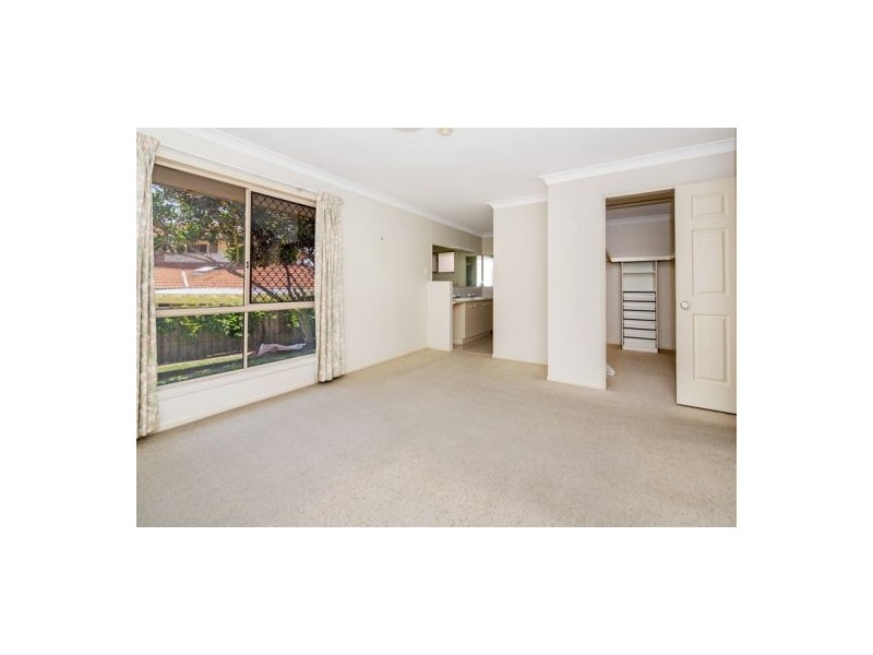 96 Greenwood Street, Wishart QLD 4122