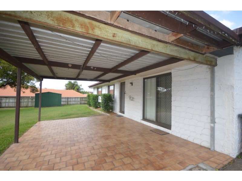 24 Frinton Street, Wishart QLD 4122