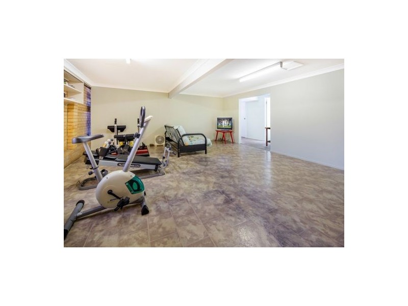 6 Fair Street, Wishart QLD 4122