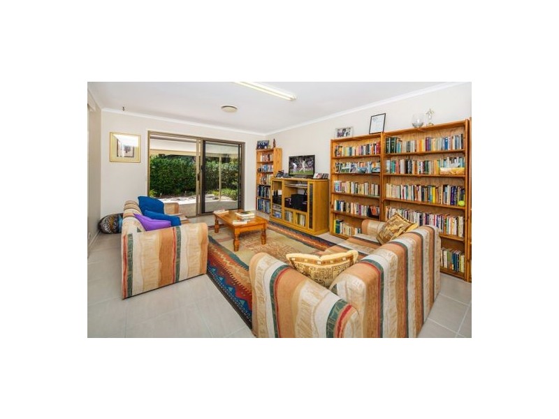 21 Sandringham Street, Mansfield QLD 4122