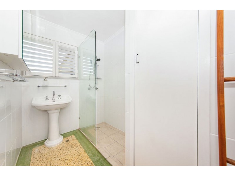 93 Mingera Street, Mansfield QLD 4122