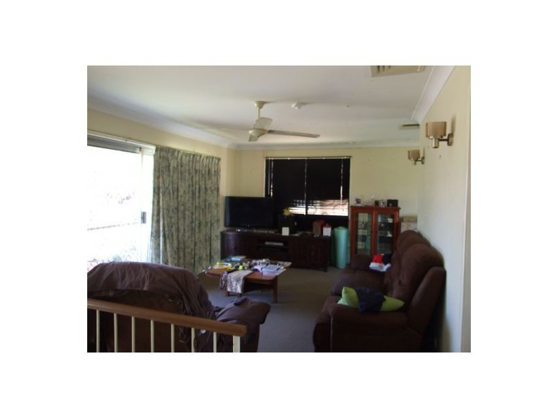 18 Miandetta Street, Mansfield QLD 4122