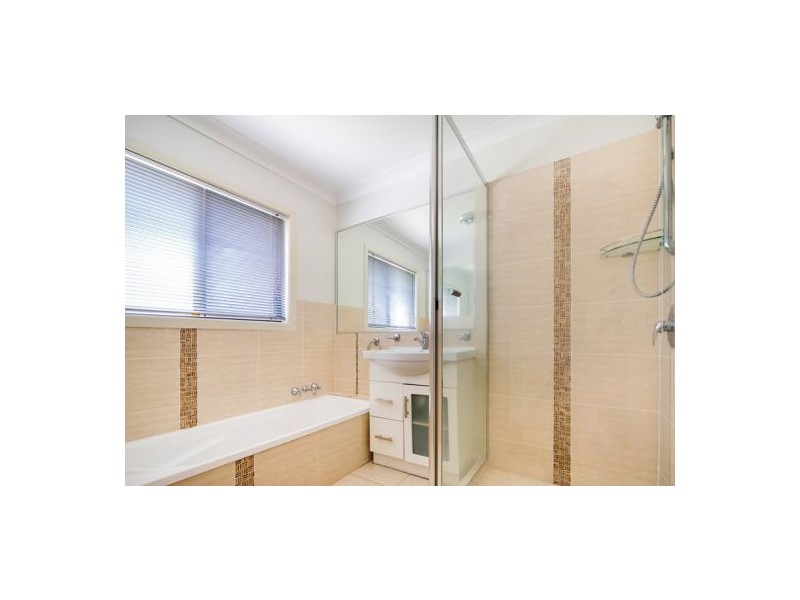 1 Panama Street, Wishart QLD 4122