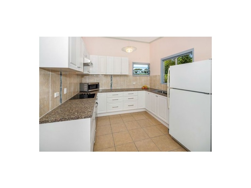 13 Lewana Street, Mansfield QLD 4122