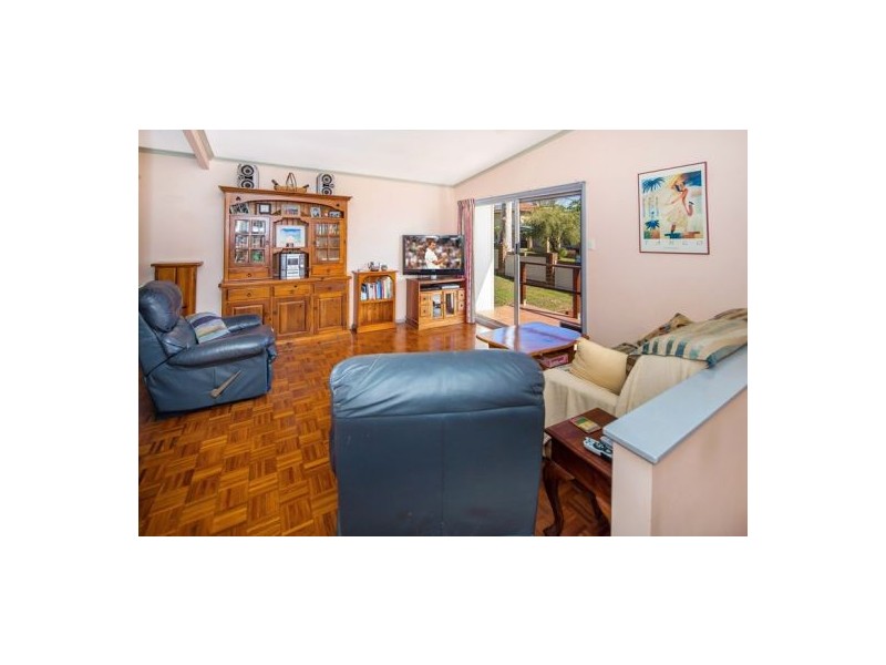 13 Lewana Street, Mansfield QLD 4122