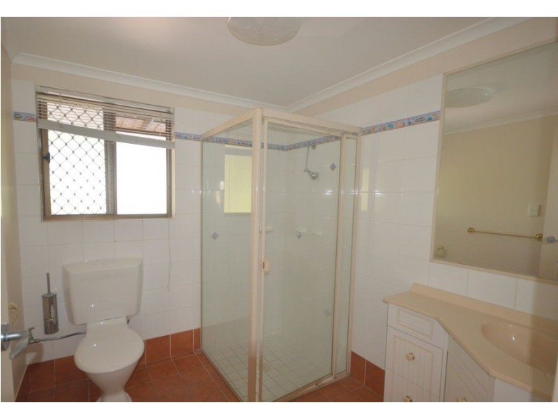 111 Crewe Street, Mount Gravatt East QLD 4122