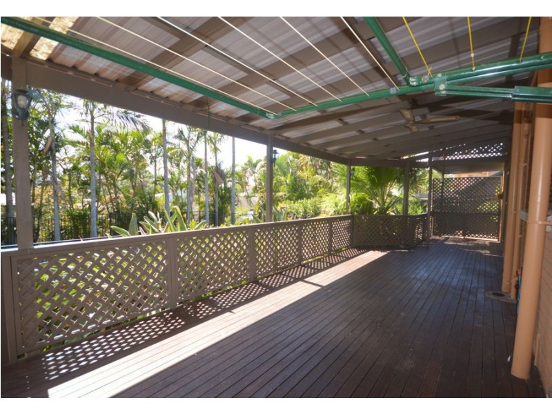 111 Crewe Street, Mount Gravatt East QLD 4122