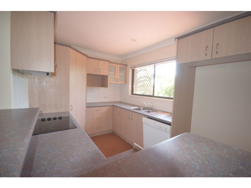 111 Crewe Street, Mount Gravatt East QLD 4122