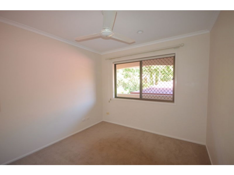 111 Crewe Street, Mount Gravatt East QLD 4122