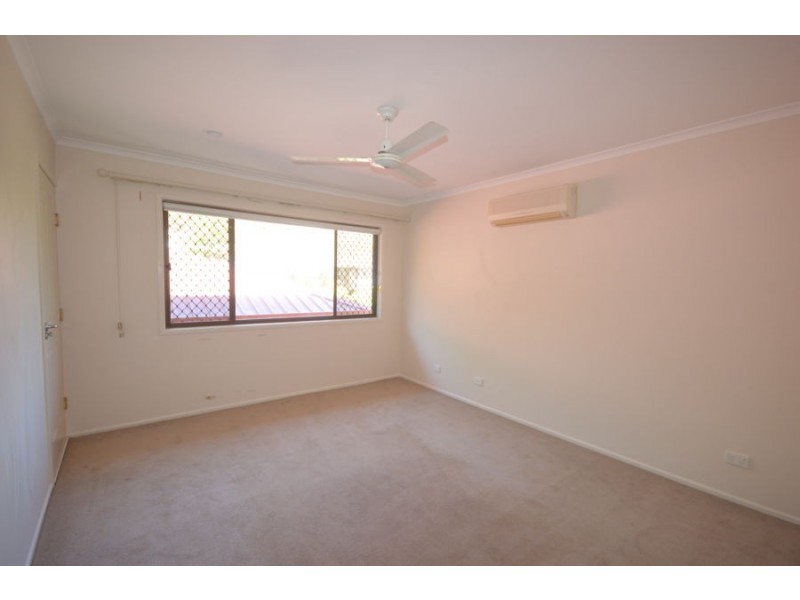 111 Crewe Street, Mount Gravatt East QLD 4122