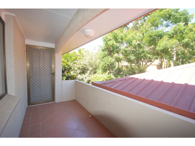 111 Crewe Street, Mount Gravatt East QLD 4122