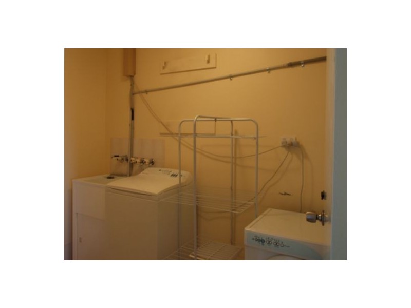 9/11 Mahina Place, Wishart QLD 4122