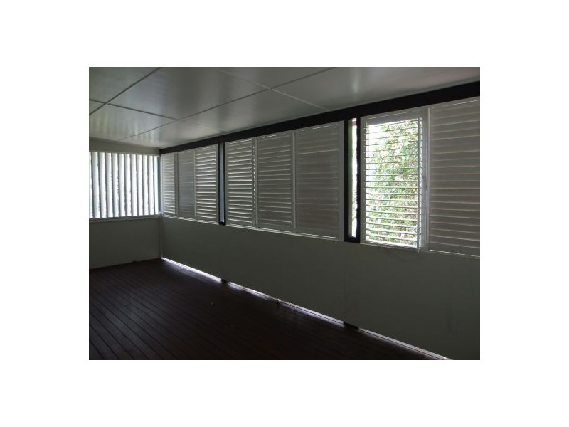 393 Nursery Road, Holland Park QLD 4121