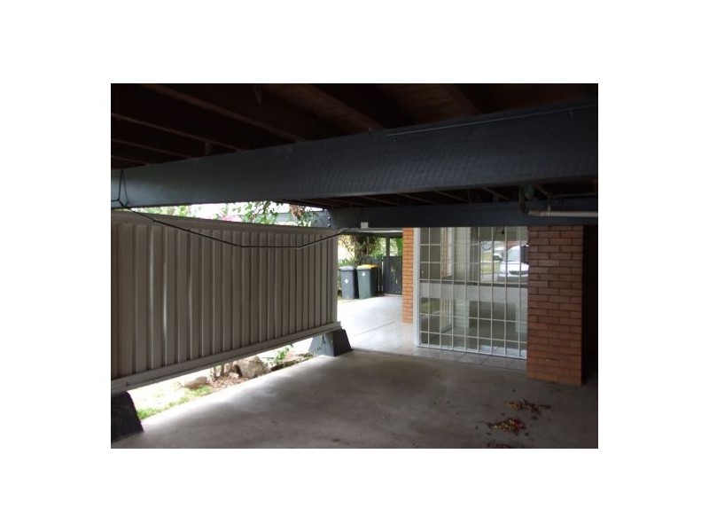 393 Nursery Road, Holland Park QLD 4121