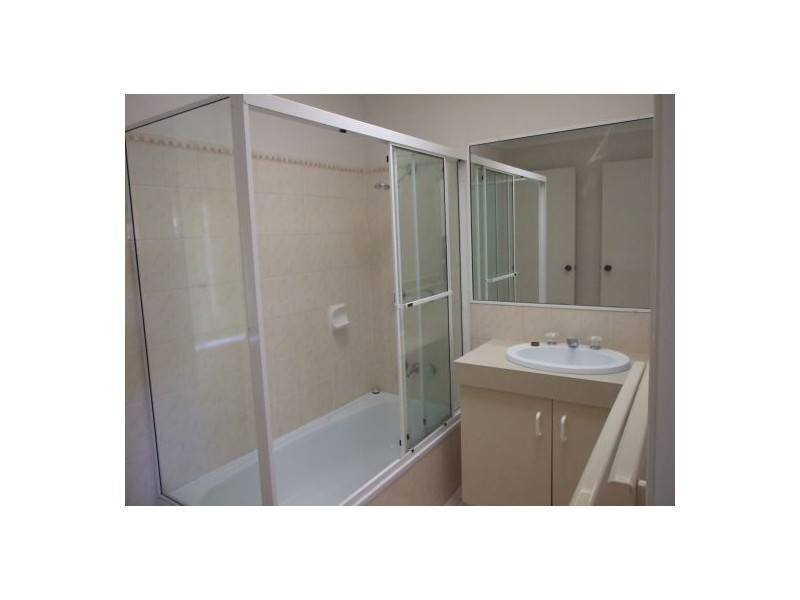 1/5 Pasley Street, Wishart QLD 4122