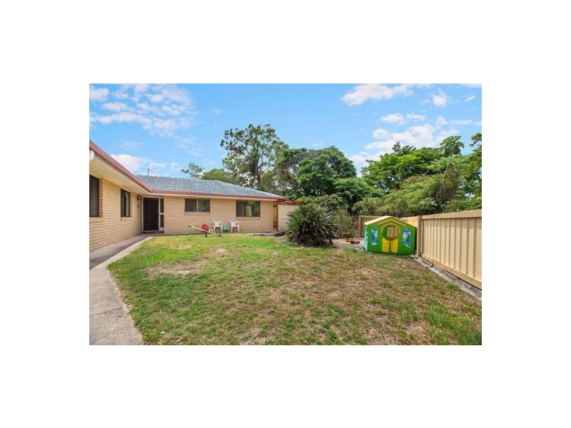 1 Carbora Street, Mansfield QLD 4122