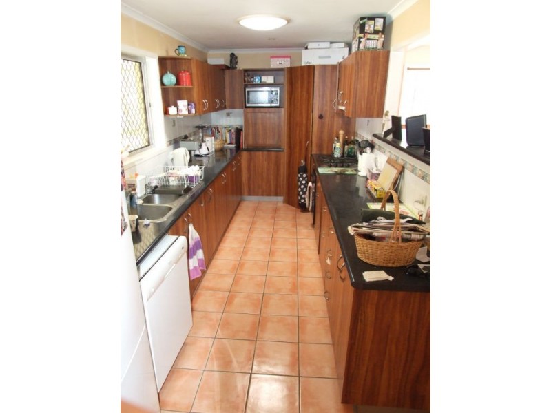 54 Eastwood Drive, Mansfield QLD 4122